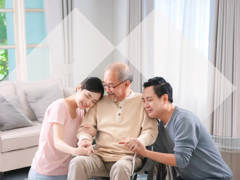  Bảo hiểm sức khoẻ và bảo hiểm y tế đều bảo vệ người tham gia trước rủi ro sức khỏe. 
