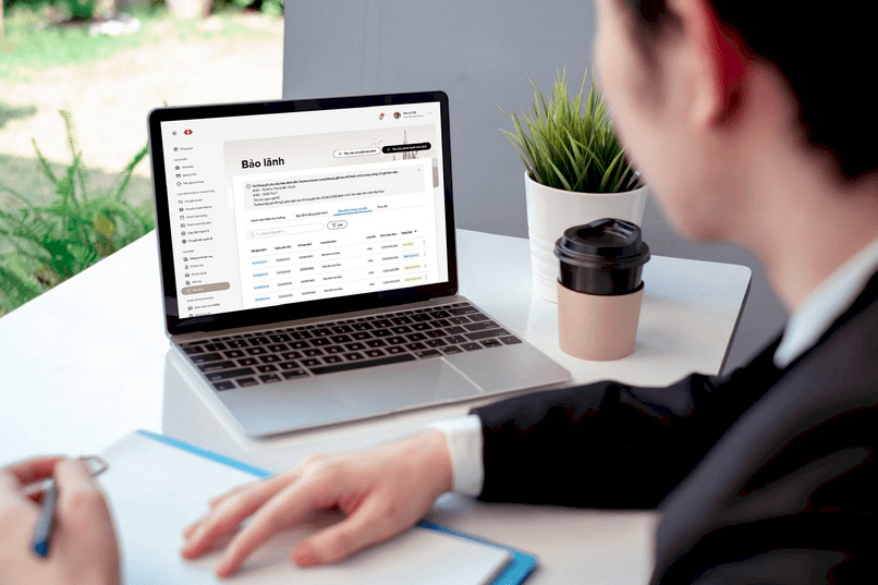 Với hình thức phát hành linh hoạt, Techcombank đáp ứng nhu cầu phát hành bảo lãnh và giúp doanh nghiệp tối ưu chi phí, thời gian.