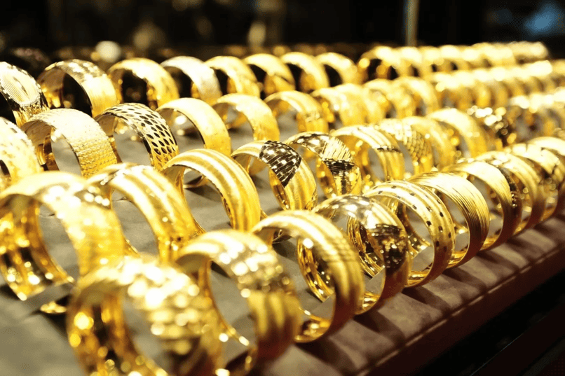 Vàng 18K thường được chế tác thành trang sức