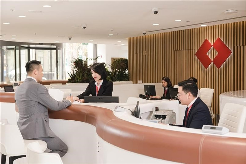 Ưu tiên chuyển tiền từ Nhật về Việt Nam qua ngân hàng. 