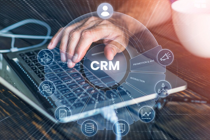 Hệ thống CRM hỗ trợ quản lý dữ liệu, bán hàng, chăm sóc khách hàng, marketing và báo cáo kinh doanh.