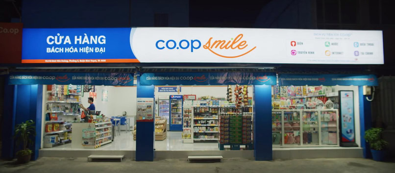 Cửa hàng tiện lợi Co.op Smile. 

