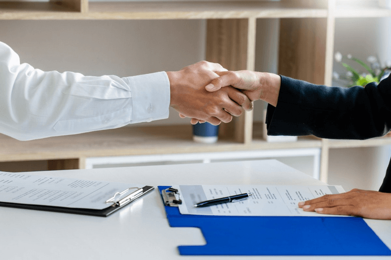 Đồng bảo hiểm là hình thức nhiều công ty cùng chia sẻ trách nhiệm bảo vệ một đối tượng.
