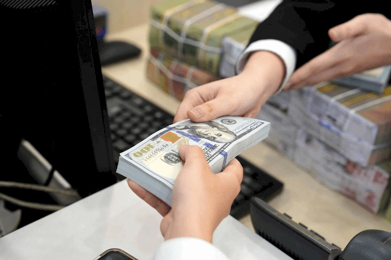 Kiều hối thúc đẩy kinh tế Việt Nam tăng trưởng.