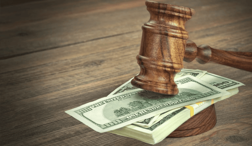 Có 3 bên liên quan trong giao dịch ký quỹ.