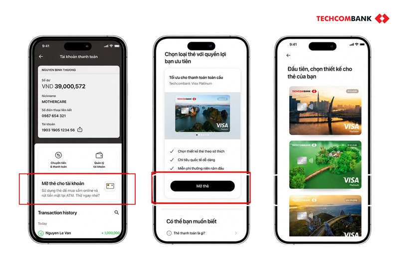 Khách hàng quét mã QR để tải Techcombank Mobile về điện thoại.