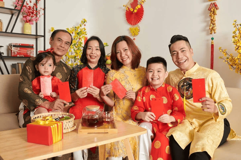 Lì xì không quan trọng con số, mà là tấm lòng của người trao đi.