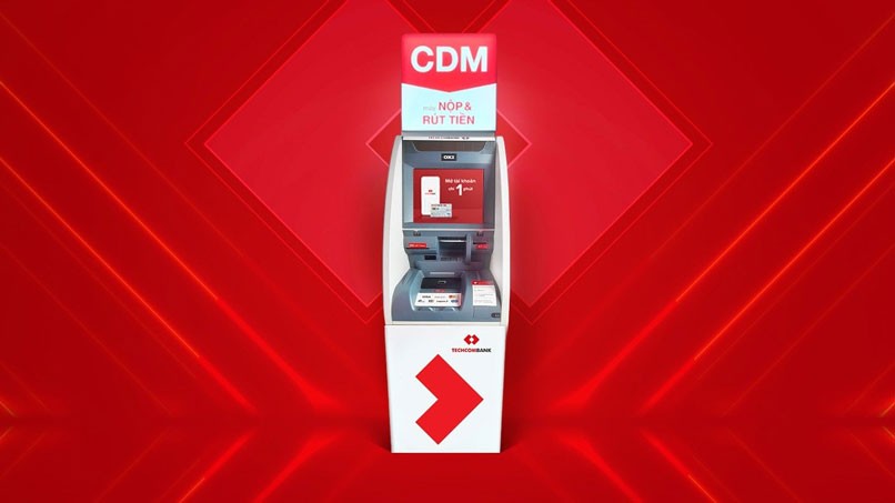 Doanh nghiệp có thể nộp tiền mặt vào tài khoản công ty với cây CDM Techcombank.