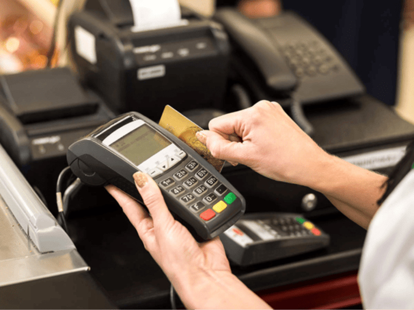 Cần đầu tư POS hoặc ứng dụng, phần mềm bán hàng hỗ trợ xuất hoá đơn điện tử.