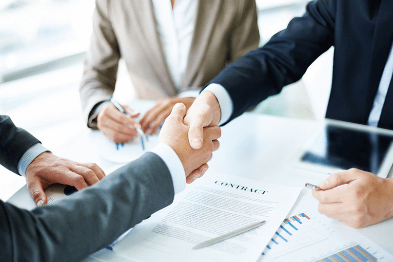 Quy trình nhượng quyền cần thực hiện đúng luật.
