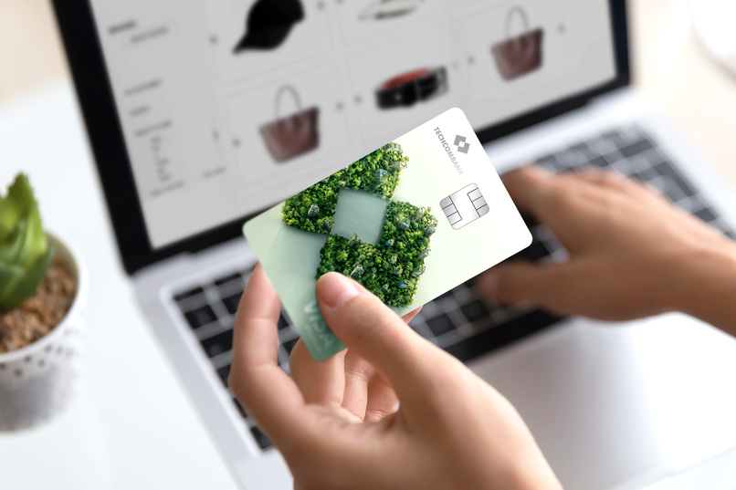 Sống xanh, tiêu sành với thẻ tín dụng Techcombank Visa Eco. 