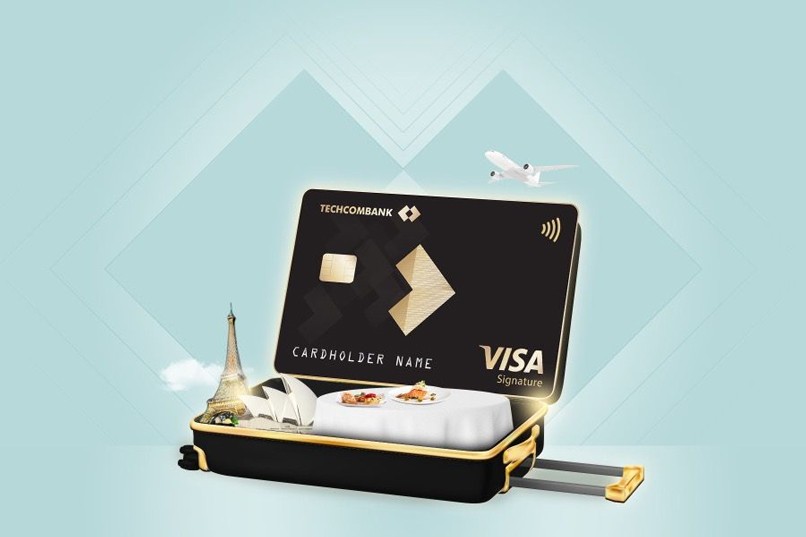 Thẻ tín dụng Techcombank Visa Signature với ưu đãi hoàn tiền hấp dẫn cho chủ thẻ.