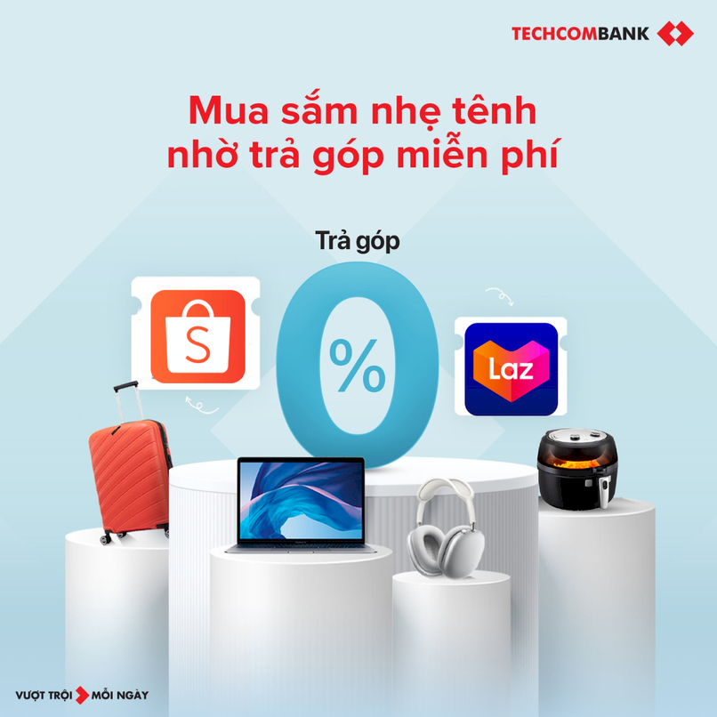 Trả góp Shopee nhận nhiều ưu đãi phí với thẻ tín dụng Techcombank. 