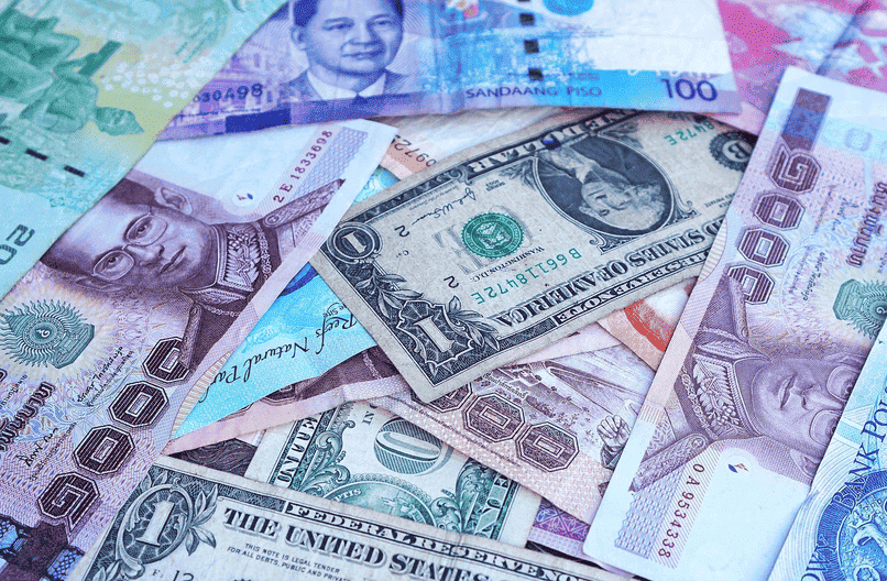 Đô la Mỹ và Baht Thái là hai đồng tiền có mối quan hệ tỷ giá biến động mạnh theo thị trường toàn cầu.