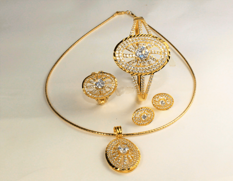 Vàng mỹ ký thường được chế tác thành đa dạng loại trang sức.