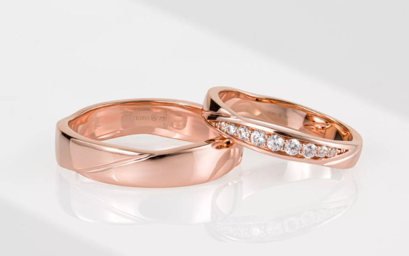 Vàng tây có thể có màu hồng, trắng hoặc vàng.