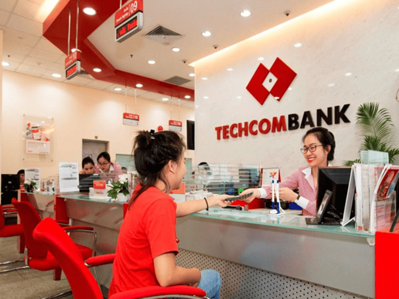 Vay tiêu dùng thế chấp, nhận tiền mặt tại Techcombank.