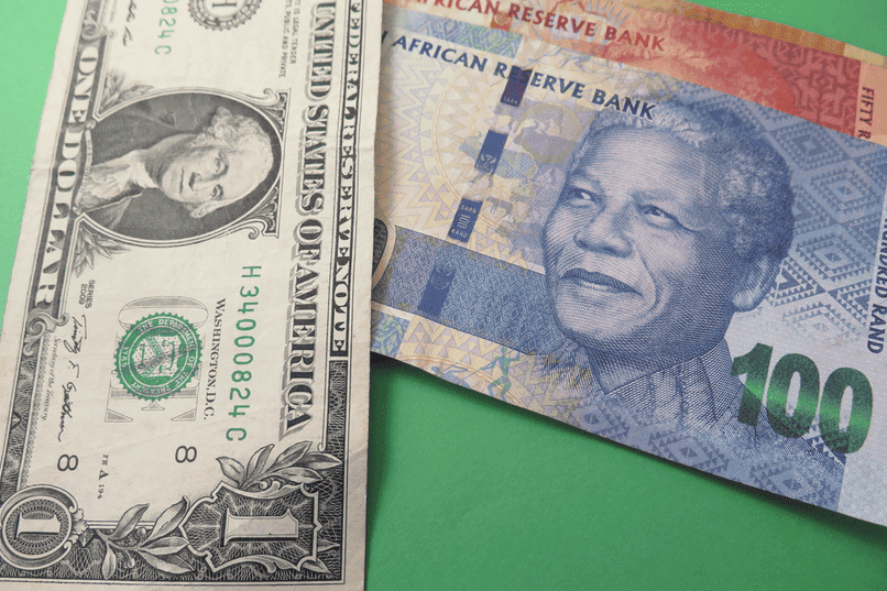 Bạn có thể cân nhắc đổi ZAR sang USD sau đó đổi từ USD sang VND để giao dịch nhanh chóng.