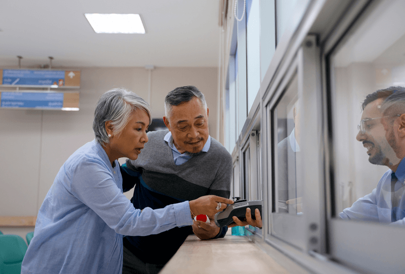 Khám tại bệnh viện liên kết, xuất trình đủ giấy tờ và chi phí nằm trong phạm vi bảo hiểm để được bảo lãnh.
