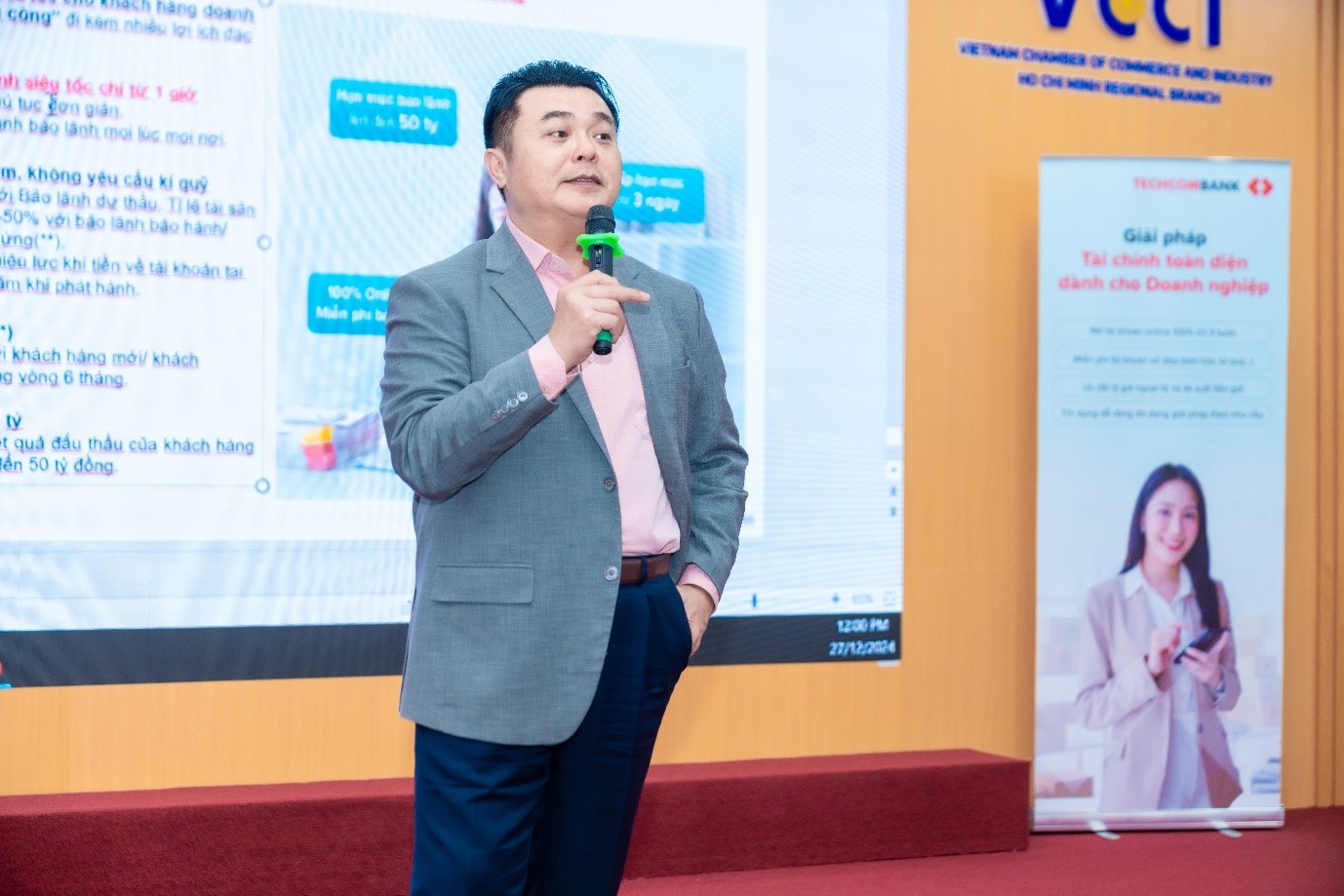 Đại diện VCCI cũng đánh giá cao những giải pháp và cam kết từ Techcombank 